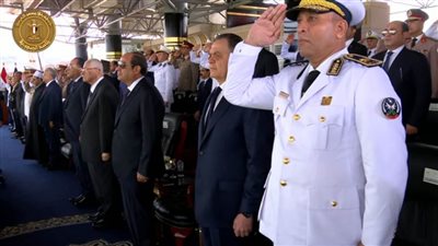 عاجل.. الرئيس السيسي يشهد الاحتفال بتخريج دفعة جديدة من طلبة كلية الشرطة