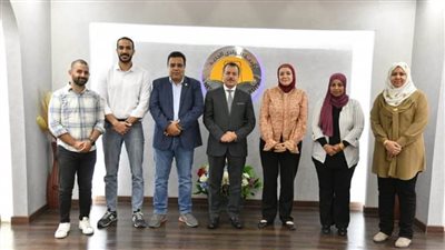 نائب مدير مبادرة التعليم العالي الأمريكية المصرية (HEI) في زيارة لجامعة الوادي الجديد