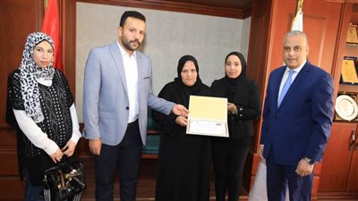 محافظ سوهاج يكرم اسم الصحفي الراحل حربي عبدالهادي نائب رئيس تحرير الجمهورية