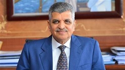 قناة السويس: نستهدف الارتقاء بمستوى الخدمات الملاحية المقدمة للسفن العابرة