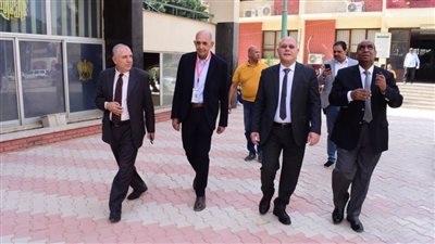 رئيس جامعة سوهاج يفتتح فعاليات المؤتمر الرابع لقسم الأنف والأذن والحنجرة بكلية الطب البشري