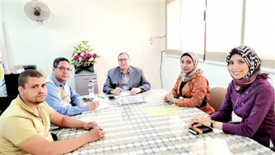 وحدة التضامن الاجتماعي بجامعة الوادي الجديد تواصل استكمال مبادرة الطالب المنتج واختيار أفضل المشروعات