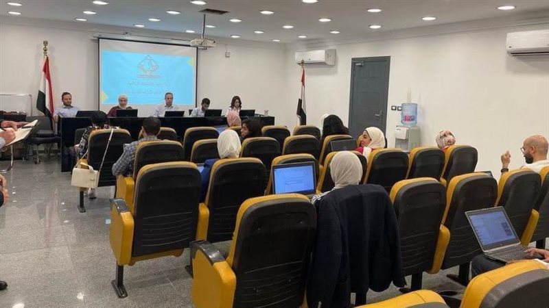 غرفة عمليات متابعة