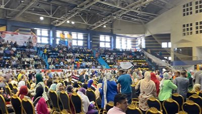 عاجل.. احتفال عمالي حاشد بنادي مدينة نصر دعماً للرئيس السيسي في الانتخابات الرئاسية