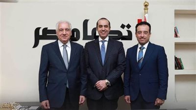 الحملة الرسمية للمرشح الرئاسي عبدالفتاح السيسي تستقبل الدكتور أحمد جلال الخبير الاقتصادي