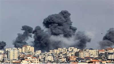 عاجل.. استشهاد 10 فلسطينيين في قصف لمخيم 