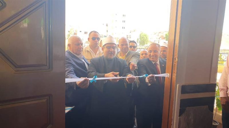 وزير الأوقاف يفتتح