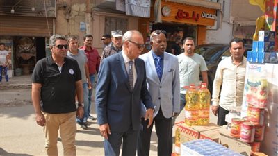 محافظ القليوبية يتابع موقف تطبيق مبادرة خفض السلع الأساسية بالسلاسل الغذائية
