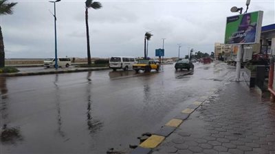 الإسكندرية تتعرض لأمطار خفيفة واستمرار حركة الملاحة بالميناء