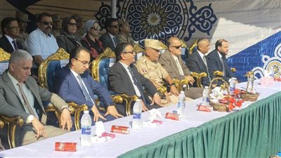 محافظ الإسماعيلية يشهد احتفالية العيد القومي للمحافظة بمدرسة السادات الثانوية 