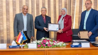 محافظ أسيوط يشيد بمشاركة فرع مكتبة مصر العامة بأسيوط في الملتقى الدوري العاشر لمنظومة مكتبات مصر