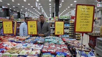 ضبط 280 مخالفة تموينية خلال حملات تفتيشية على الأسواق والمخابز بالمنيا