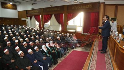 محافظ كفر الشيخ يشهد فعاليات الندوة التثقيفية للأئمة والواعظات بالأوقاف