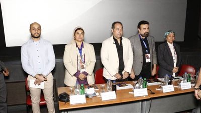 ملتقى القاهرة للمسرح الجامعي يقف دقيقة حدادًا على أرواح شهداء فلسطين