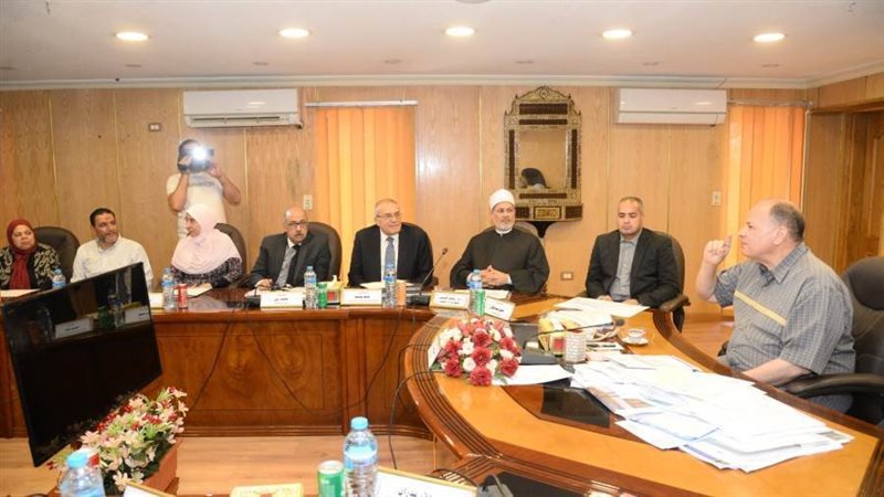 محافظ أسيوط يترأس