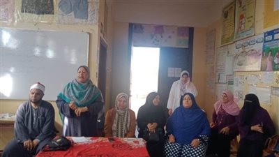 ندوة تثقيفية للتوعية بخطورة الزواج المبكر بالمدرسة الثانوية بنات بالرحمانية