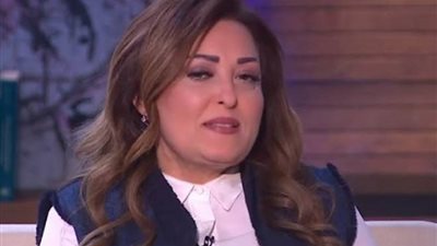 الفنانة نهال عنبر تدعو جموع المصريين للنزول والمشاركة بوقفة تضامن أمام المنصة بطريق صلاح سالم 