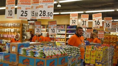 محافظ الإسكندرية: 230 منفذا مشاركا في مبادرة خفض الأسعار حتى الآن