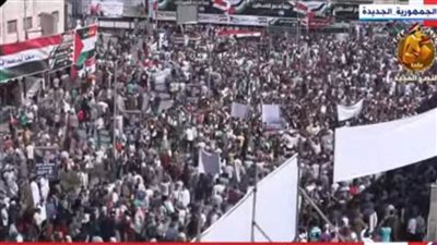 عاجل.. هتافات بالروح بالدم نفديك يا أقصى أمام الأمين العام للأمم المتحدة عند معبر رفح