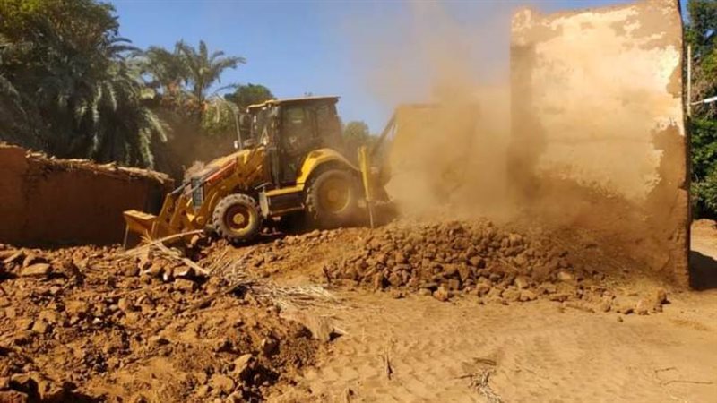 إزالة مباني ايله