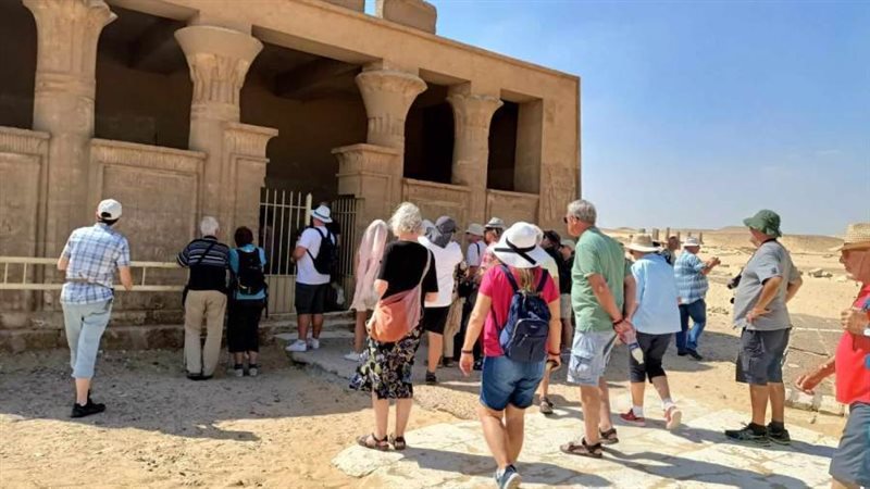 وفود سياحية