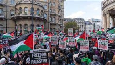100 ألف شخص يشاركون في مسيرة من أجل فلسطين في لندن