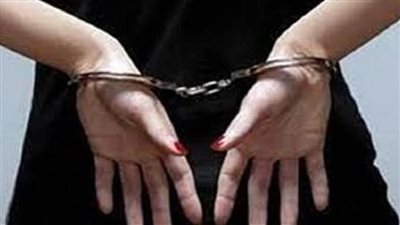 مباحث القاهرة تضبط سيدة تخصصت في ارتكاب وقائع السرقات المتنوعة