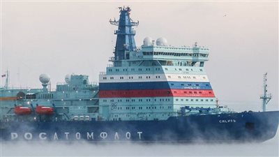 روسيا تعلن تصنيع كاسحة جليد نووية جديدة