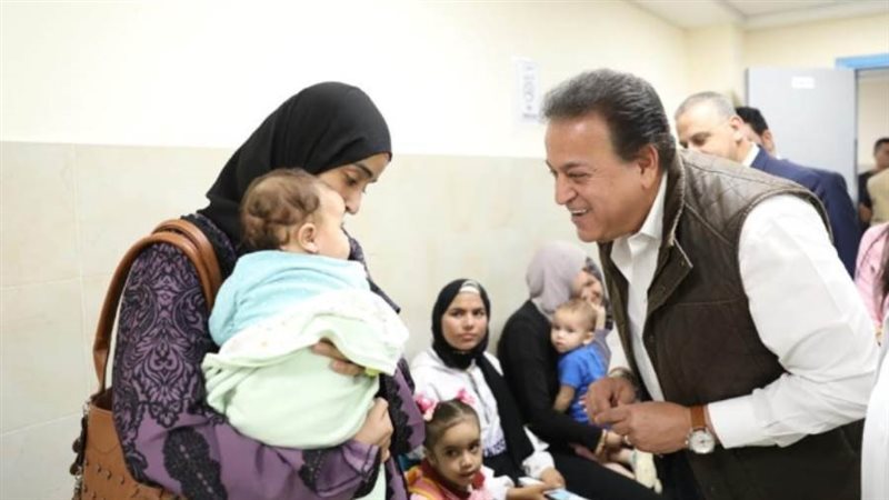 وزير الصحة في مستشفى