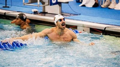 عبدالرحمن سامح يتوج بفضية كأس العالم للسباحة