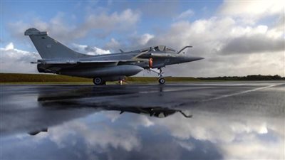 وزير الجيوش الفرنسي يؤكد وجود محادثات بين السعودية و