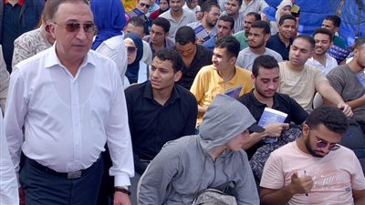 محافظ الإسكندرية: تعيين 3444 من مختلف المؤهلات و126 من ذوي الهمم