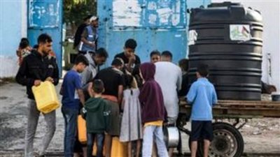  عاجل.. فلسطيني وحماره يكسران الحصار الإسرائيلي على غزة