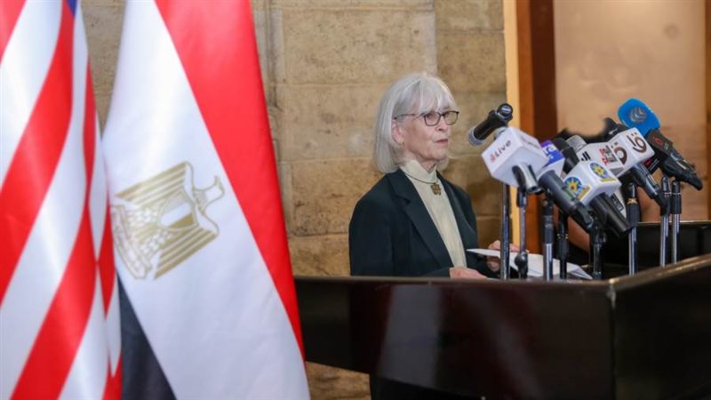 القائمة بأعمال السفارة