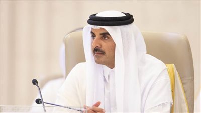 أمير قطر يؤكد ضرورة خفض التصعيد في غزة وفتح ممرات آمنة لتقديم المساعدات