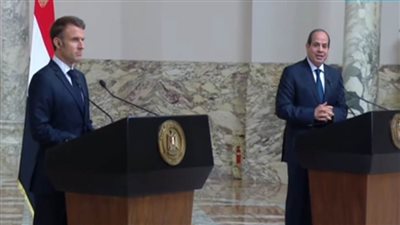 السيسي وماكرون يتفقان على ضرورة بذل الجهود لاحتواء الأزمة في غزة وتجنب اتساع نطاقها