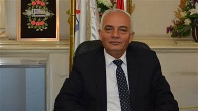 رضا حجازي يصدر قرارًا وزاريًا بشأن نظام الدراسة والتقييم لطلاب الصفوف الرابع والخامس والسادس الابتدائي