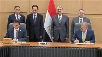 الكهرباء: توقيع مذكرة تفاهم لإعداد دراسة الجدوى لإنشاء محطة للضخ والتخزين