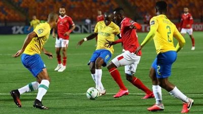 النشرة الرياضية.. الموعد الجديد لمباراة الأهلي وصنداونز وسر غياب إمام عاشور