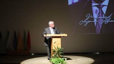  عاشور: الدولة أنشأت حرمًا جديدًا لجامعة سنجور لزيادة أعداد الدارسين بالجامعة خلال السنوات المقبلة