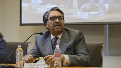 وزير الخارجية الباكستاني يجرى مباحثات هاتفية مع مسؤولة أمريكية