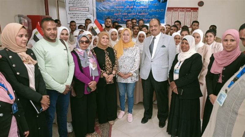 نقيب التمريض وسط