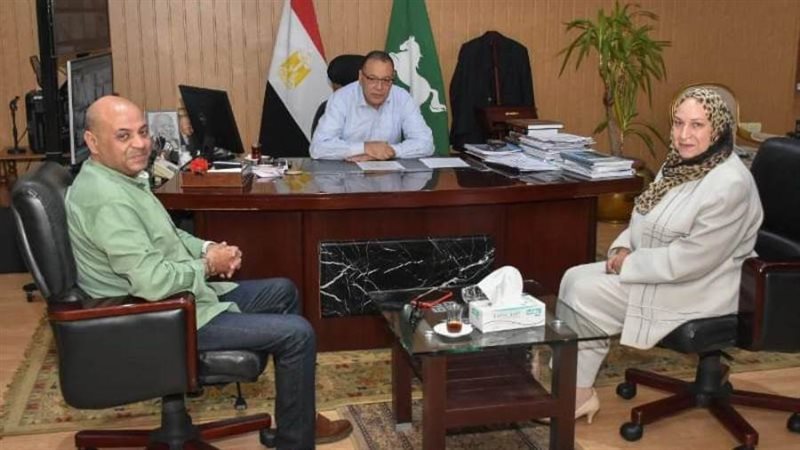 محافظ الشرقية ووكيل