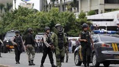 انتشال 6 جثامين لعمال فقدوا إثر هجوم انفصاليين غربي إندونيسيا