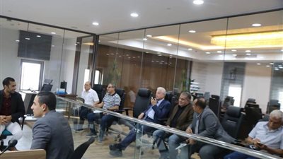 محافظ جنوب سيناء يتابع استعداد المدن لفصل الشتاء عبر الشبكة الوطنية للطوارئ والسلامة