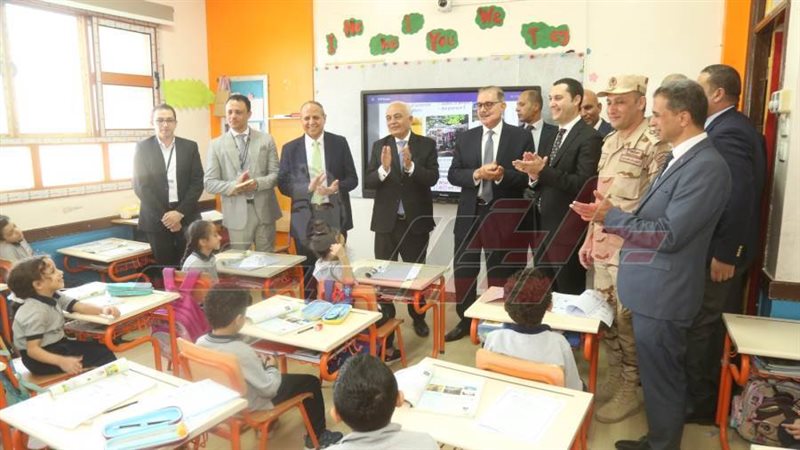 جولة وزير التربية