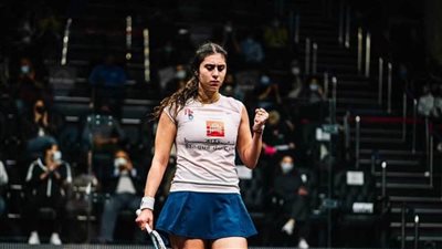 النشرة الرياضية| حفل الكرة الذهبية وميداليات فاطمة الصاوي وتصنيف الإسكواش