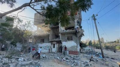 خمسة شهداء و15 إصابة في قصف الاحتلال لمركبة ودراجة نارية غرب خان يونس