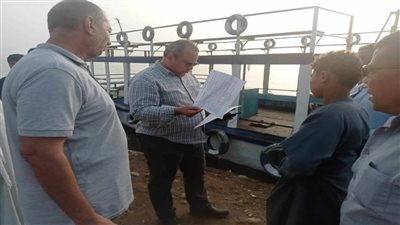 متابعة مخرات سيول بقرى شرق النيل والمرور على المعديات للتأكد من جاهزيتها