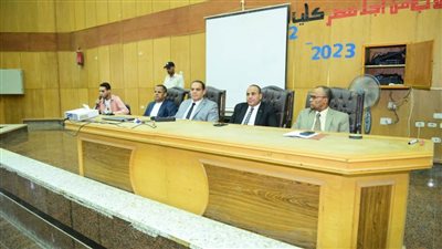 تجارة سوهاج تنظم ندوة تثقيفية عن التغذية السليمة والغذاء الصحي